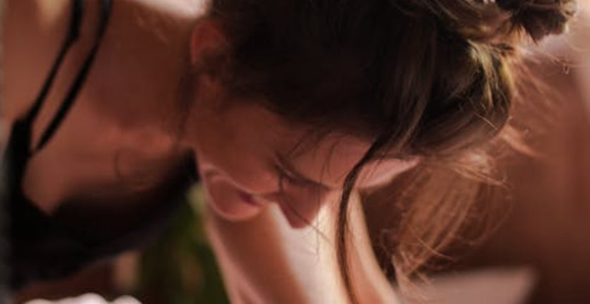 Compare Vibrating Sex Saddle vs. Sex Machine