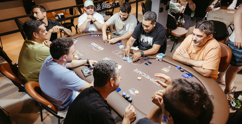 Home Poker Night, Levelled Up: How to Run a Party Game That Doesn't Devolve Into Chaos