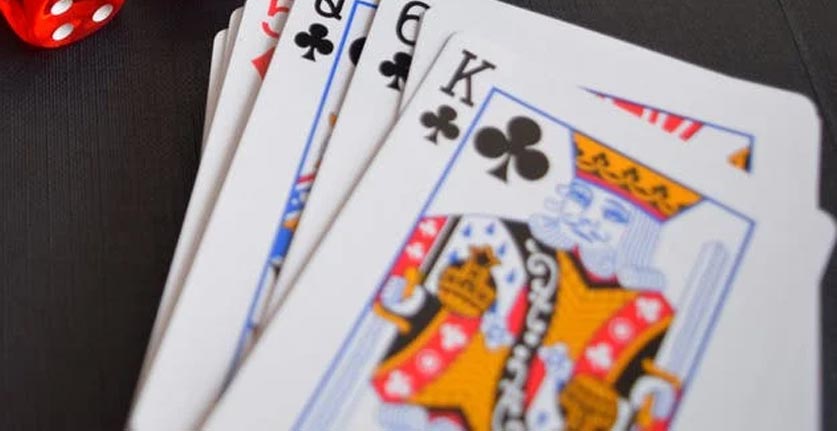 Playing poker as a newbie: Learn the tricks of the trade