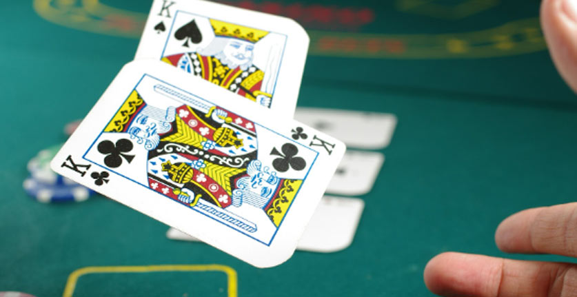 The Science of Reading Poker Faces: Can You See Players Bluffing?